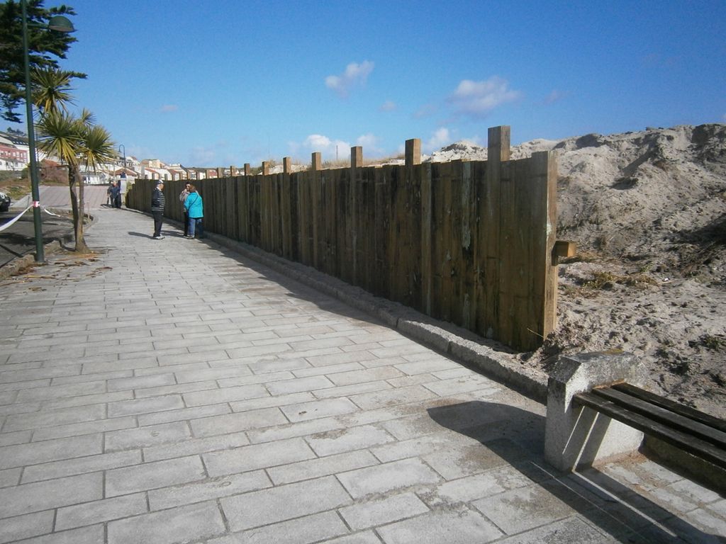 Mantenimiento y conservación IV. Reparación de senda marítima de Laxe. Protección dunar (Después de las obras)