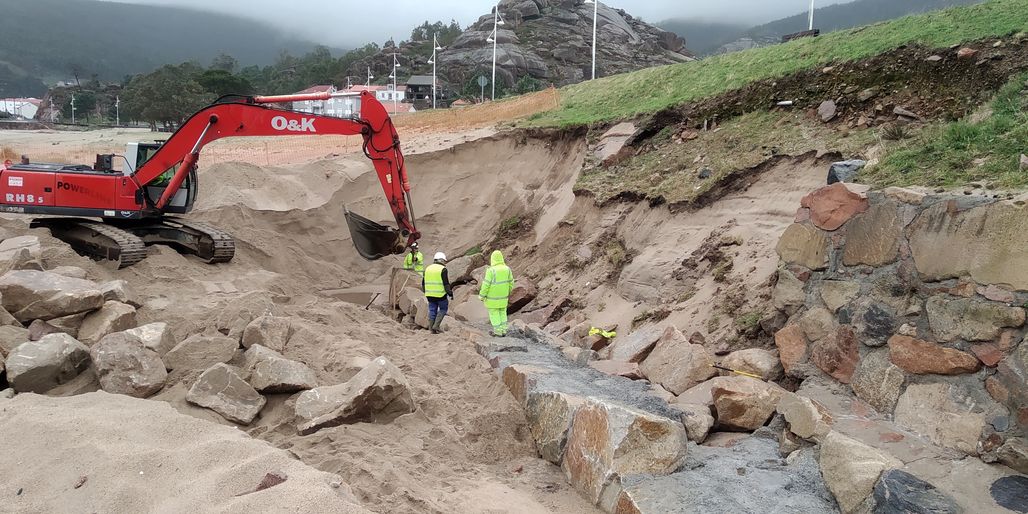 Mantenimiento y conservación V. Dumbría. Playa de Ézaro - Mejora para la protección del DPMT (Durante las obras)