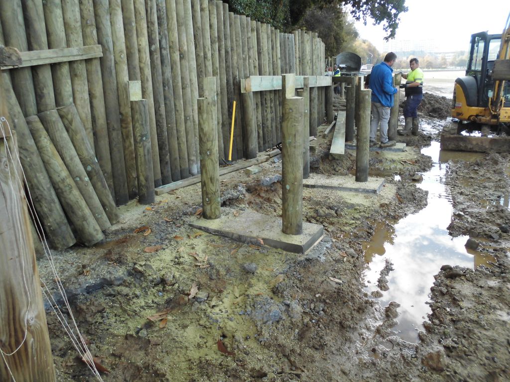 Durante las obras (playa de San Valentín (Fene))