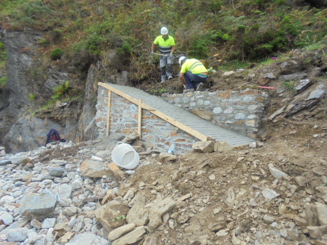 Playa de Moinellos. Reposición de los accesos.